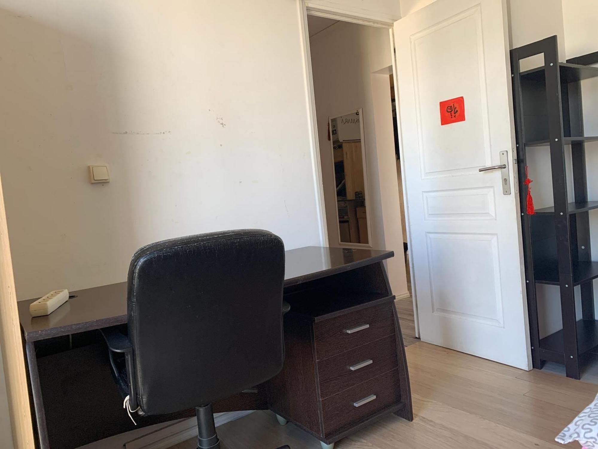Simple Acces Direct Aeroport D'orly Homestay *