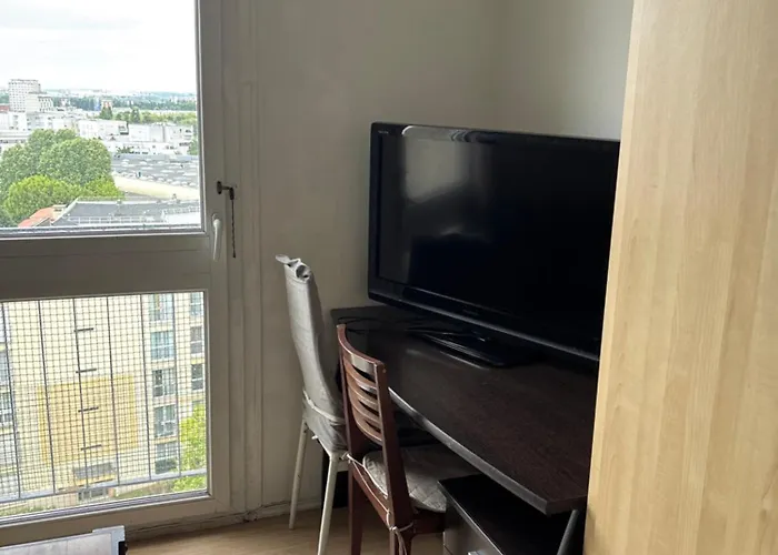Une Chambre Simple Acces Direct Aeroport D\'Orly
